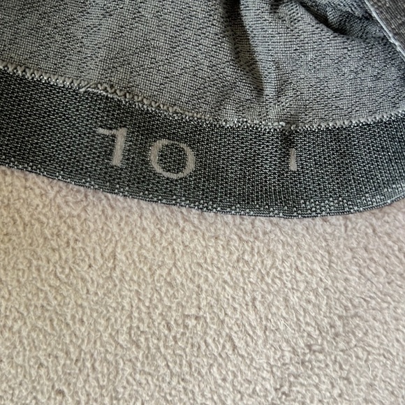 Lululemon Seamless Training Short Sleeve Swiftly Tech Shirt SIZE 10 - Picture 8 of 9